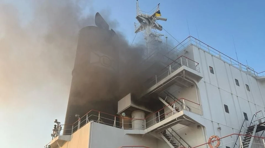 Russians continue to attack civilian vessels in blocked ports of Ukraine