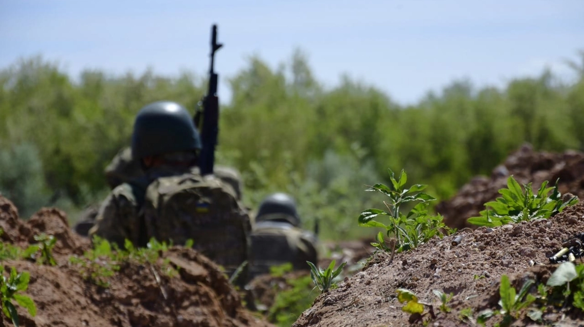 Russians lose over 1,300 soldiers amid offensive operations in Kharkiv ...
