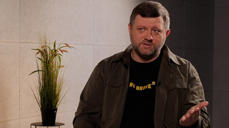 Александр Корниенко об исключении Тищенко из партии, доме Халимона и влиянии ОП на парламент
