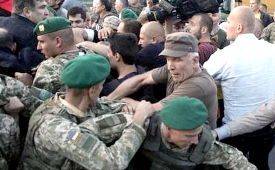 У кваліфікації справи про прорив Саакашвілі з'явилася ще одна стаття