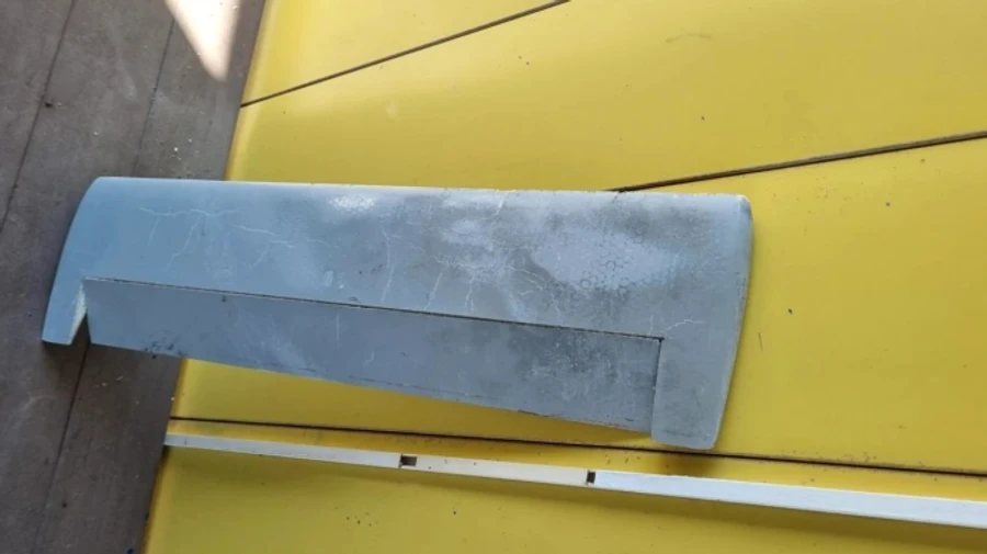 На румынском пляже обнаружили обломок беспилотника