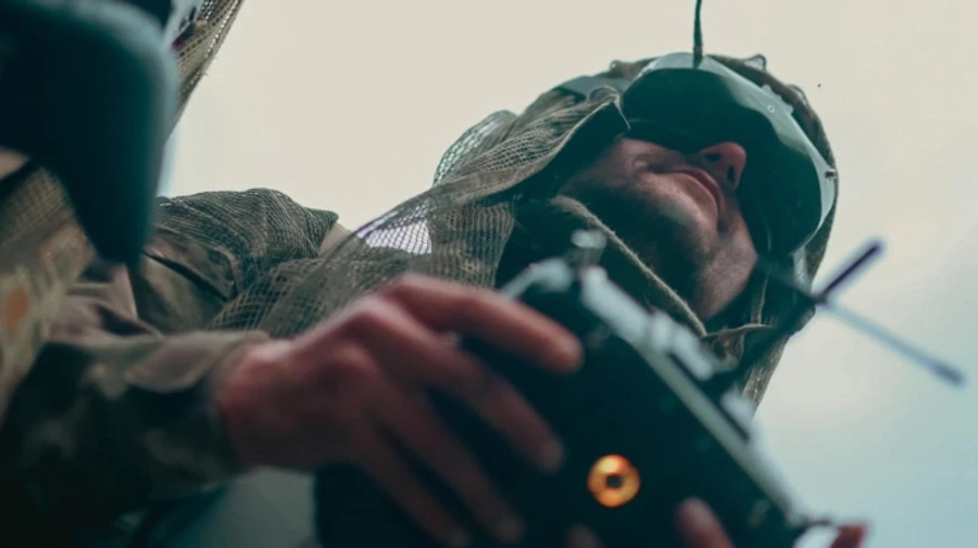 Бойцы батальона Рарог FPV-дронами уничтожили три БМП-2 и четыре танка РФ за сутки