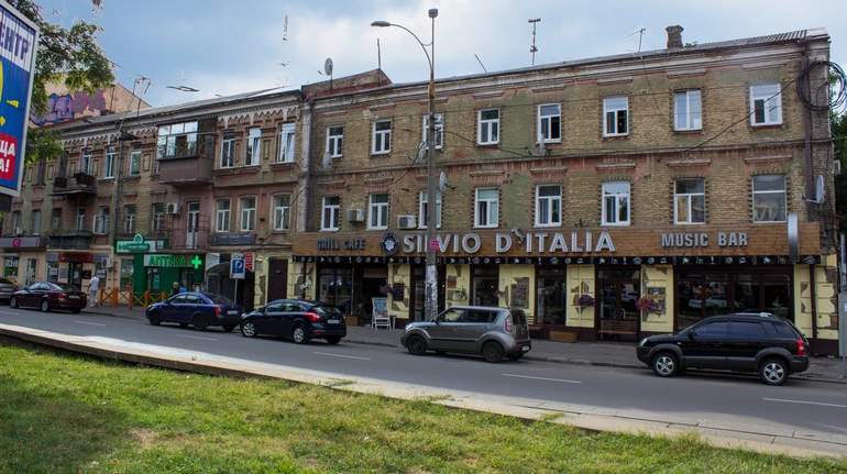 Суд отобрал у компании незаконно занятое помещение в доме на Подоле в Киеве