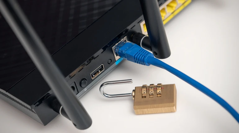 Правоохоронці США та Європи ліквідували ботнет SocksEscort, який складався з десятків тисяч зламаних роутерів