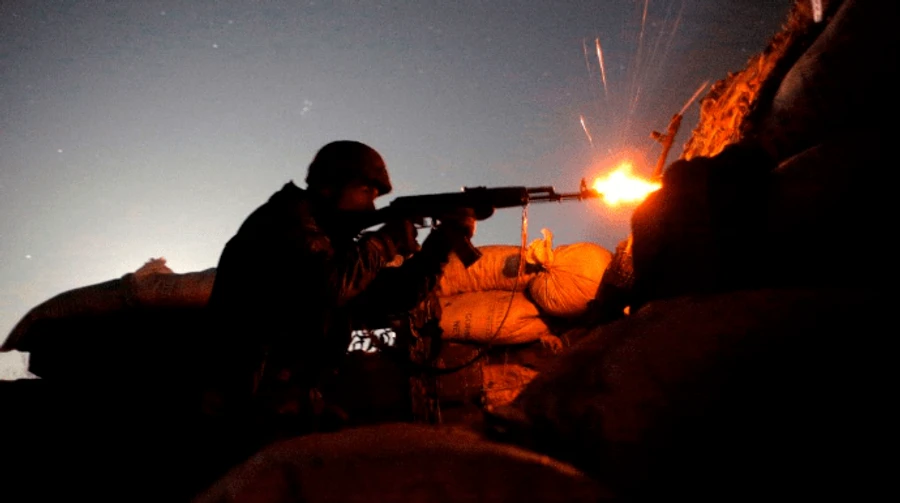 Оккупанты стреляли возле Светлодарска и Новозвановки