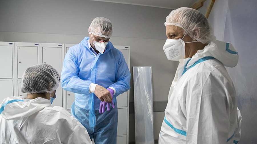 Ковид в Киеве: количество больных и смертей не снижается