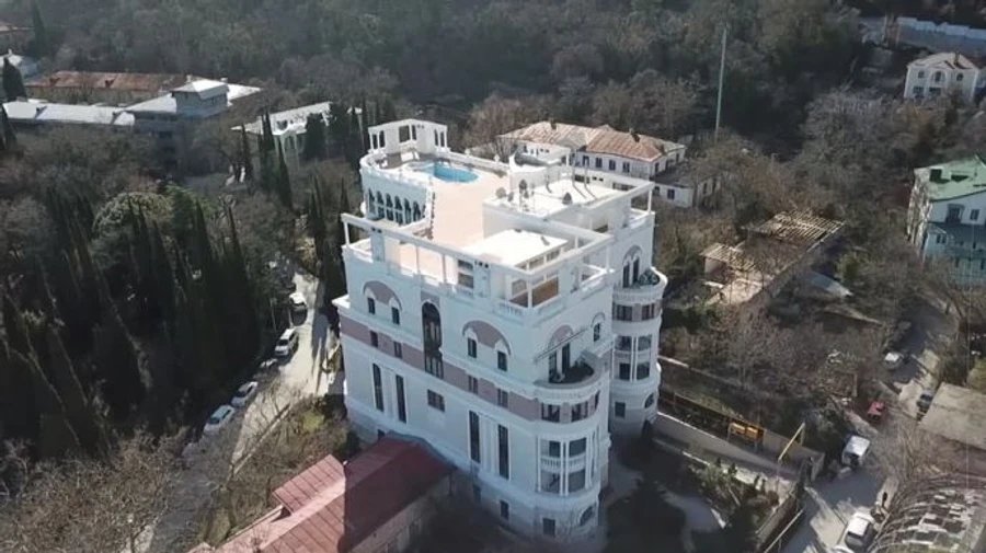 Оккупанты Крыма заявляют, что Зеленский перестал платить им за коммуналку 