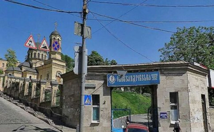 Мінування Олександрівської лікарні не було – поліція