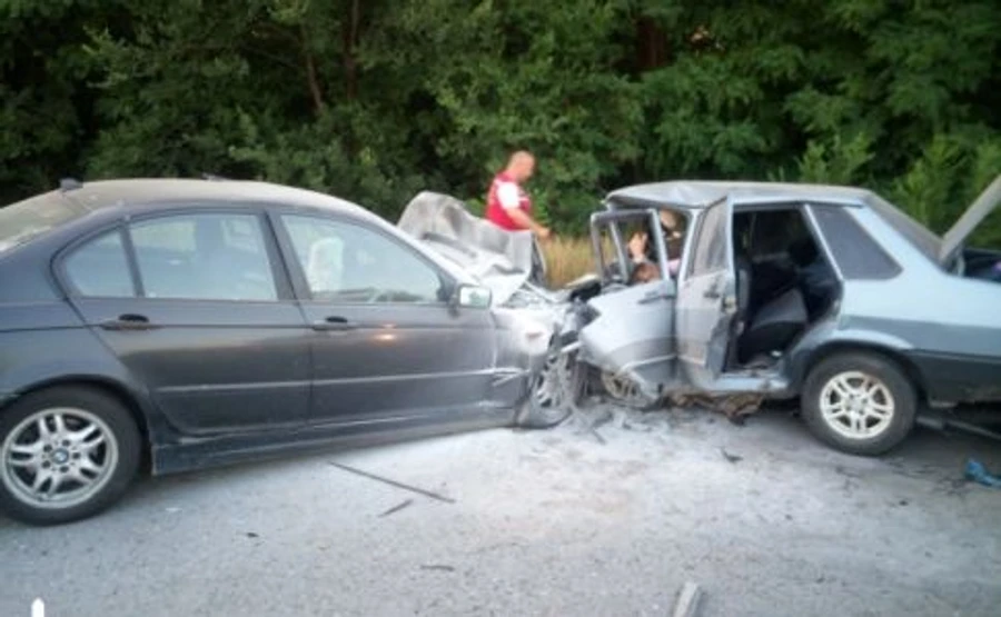 Поліцейського, який спричинив ДТП із трьома загиблими, відпустили під заставу