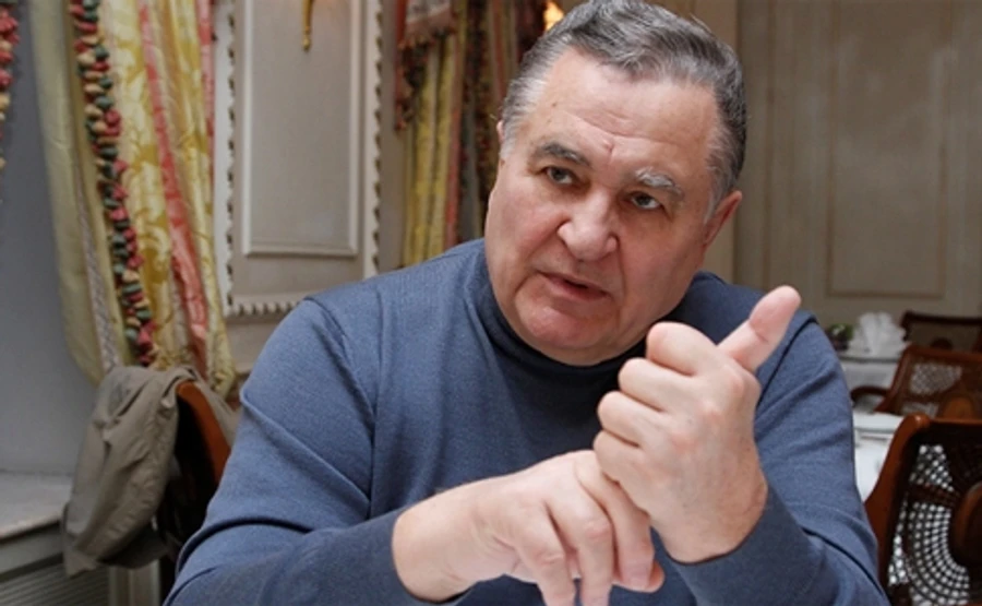 Порошенко нашел замену Кучме в Минске