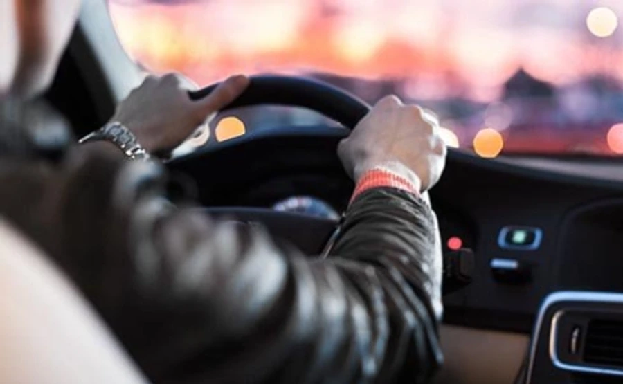 У водителей-новичков будут отбирать права навсегда