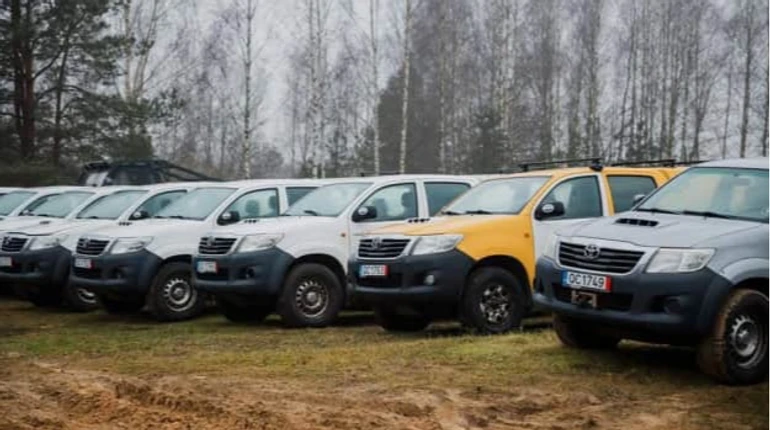 Україна отримала від Латвії понад 30 авто та гуманітарну допомогу