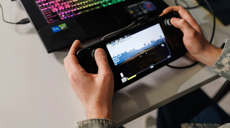 Українська Roboneers створила симулятор для операторів роботизованих комплексів