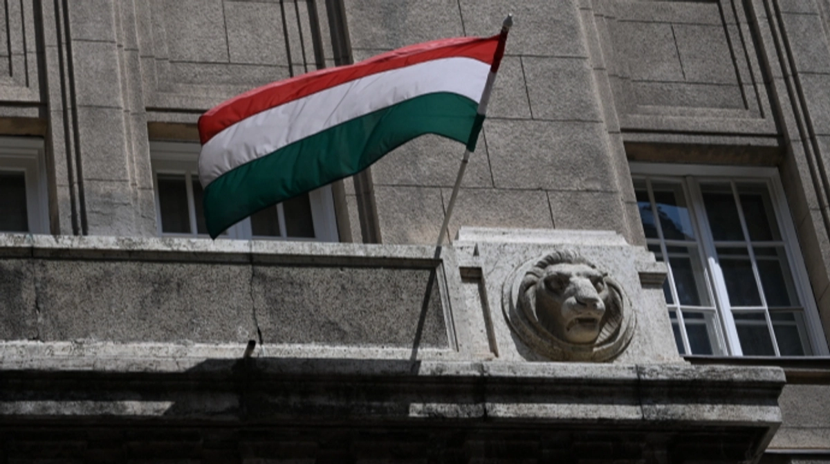 Мадяр: Угорщина може уникнути повної зупинки своєї АЕС