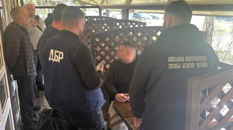 Во Львове задержали военного, который за взятку обещал отправить мобилизованного в тыл