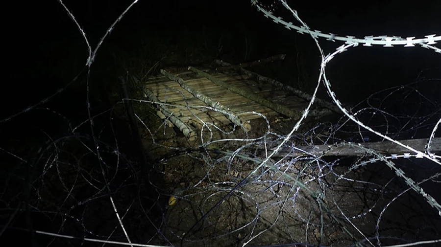 У Польщі повідомили про спробу прориву кордону значною групою мігрантів