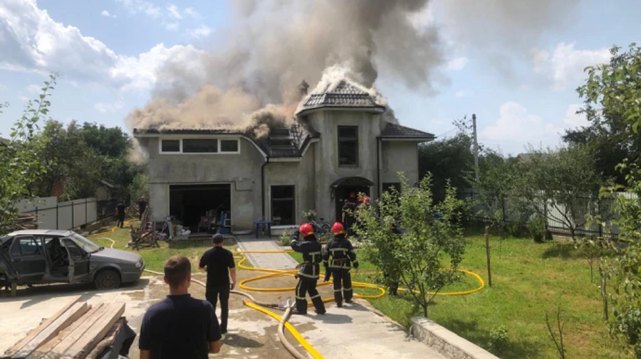 В авиакатастрофе на Прикарпатье погибли трое хасидов из США