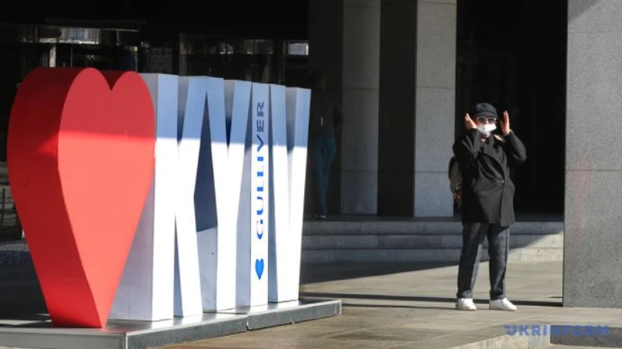 У Києві в неділю діагноз COVID отримали 146 осіб, одужали 626