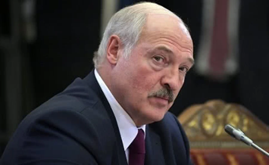 Лукашенко озвучив версію виникнення коронавірусу: Господь ударив нас по голові
