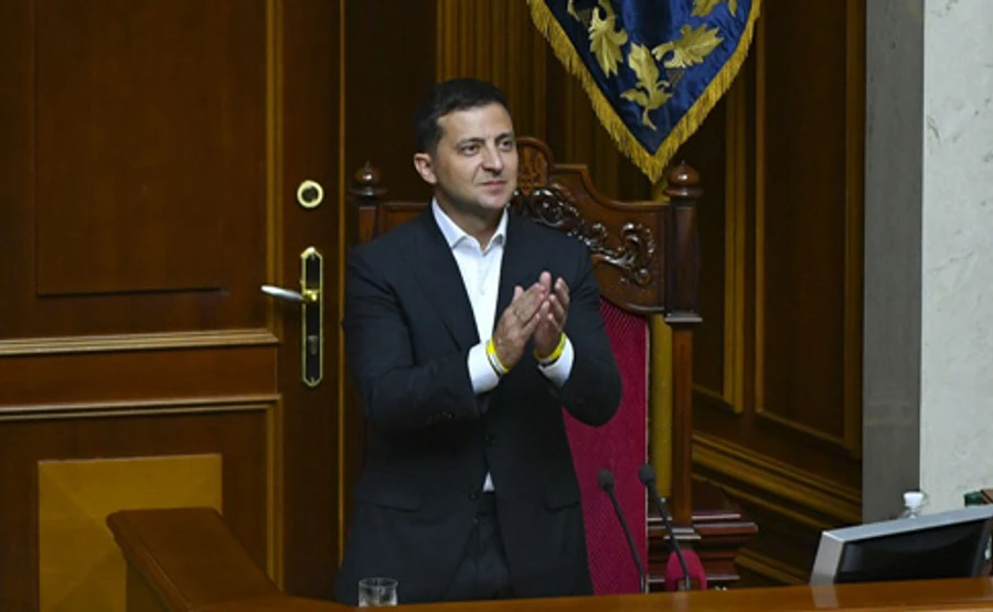 Зеленський позбавив Герасимова і Ар’єва дипломатичних рангів