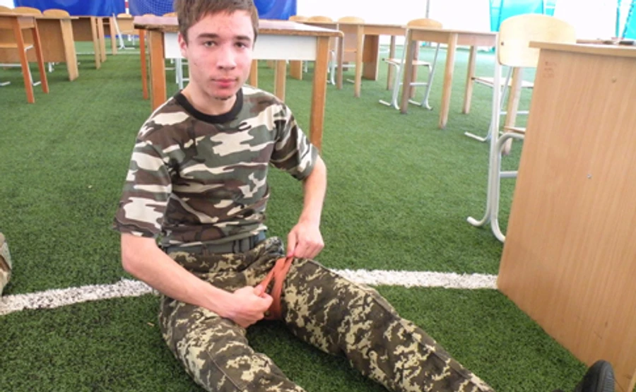 Россияне изолировали Павла Гриба, выбивают признание – отец