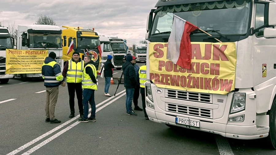 Polish hauliers to unblock border with Ukraine for 1.5 months
