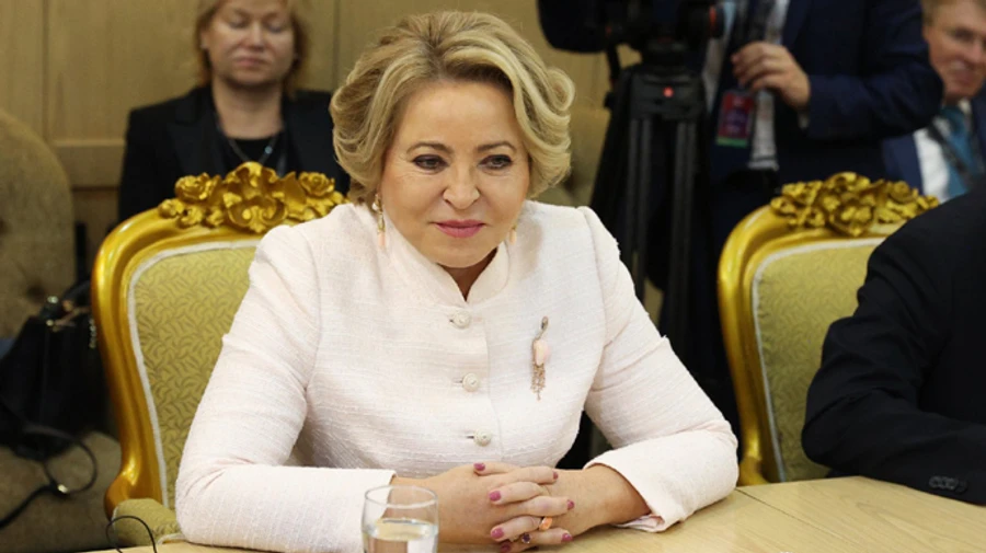 Голова Радфеду РФ запропонувала делегації України негайно сісти за стіл переговорів