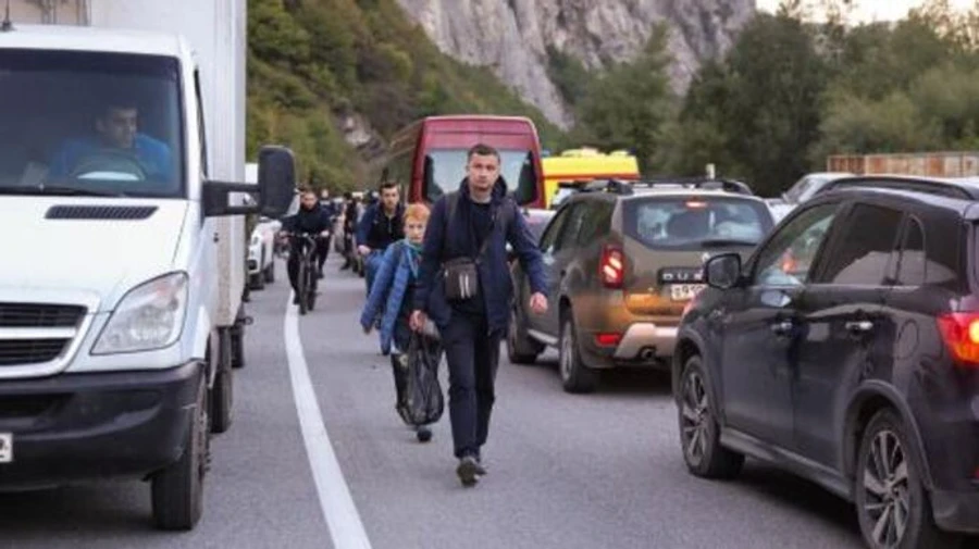 Мобилизация в России: на границе с Грузией начали выдавать повестки