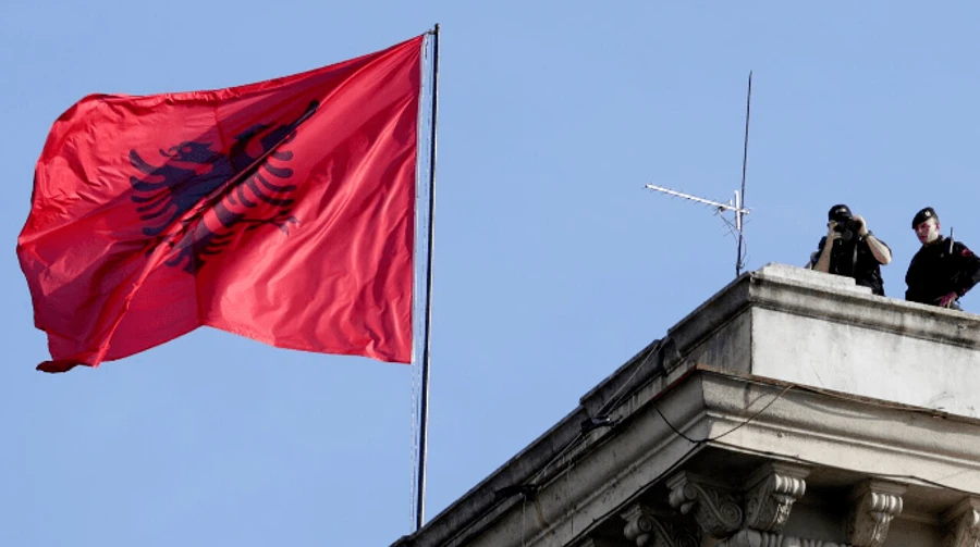 Албания арестовала трех граждан Украины и РФ — они пытались проникнуть на военный завод