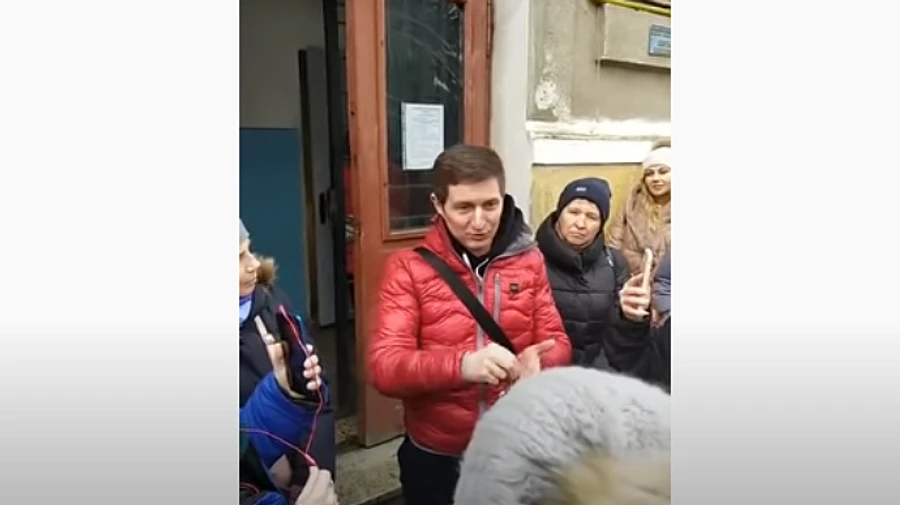 Лідера антивакцинаторів звільнили з СІЗО