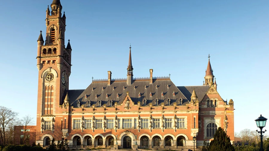 Арбитраж в Гааге 11 октября начнет слушания по морскому делу Украины против Украины