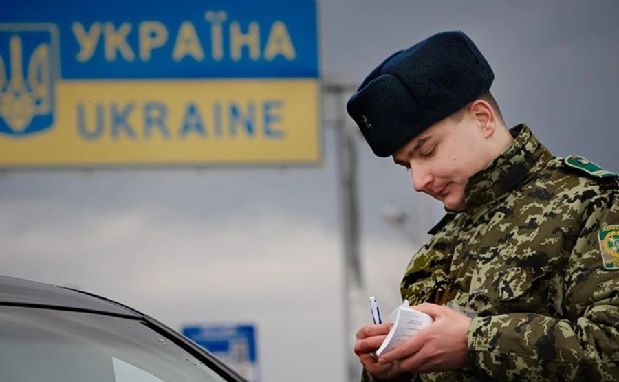 Біометричний контроль на кордоні з РФ почнуть до Нового року