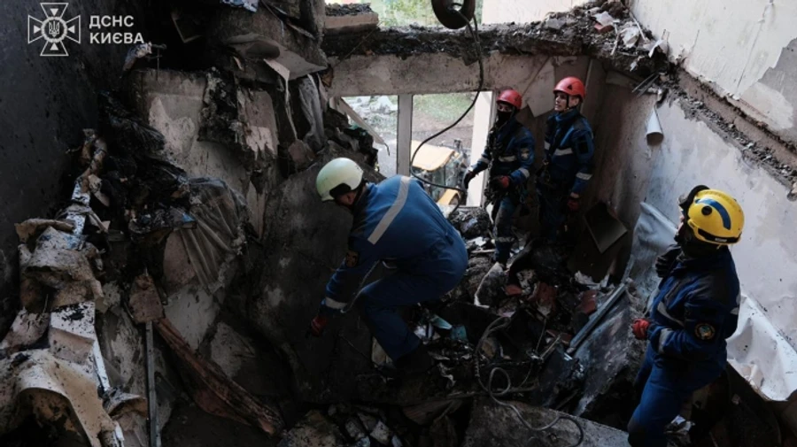Third body recovered from under rubble of building in Kyiv – photo