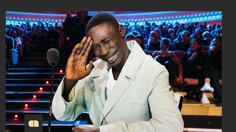 Блогер с самой большой аудиторией продал долю бизнеса и согласился на создание ИИ-двойника