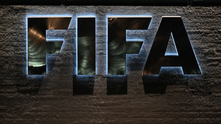 ФІФА може дозволити проведення матчів національних чемпіонатів за кордоном
