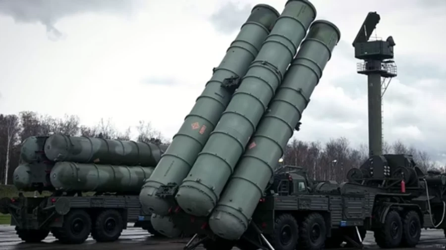 Explosions rock Khmelnytskyi, air defence responding