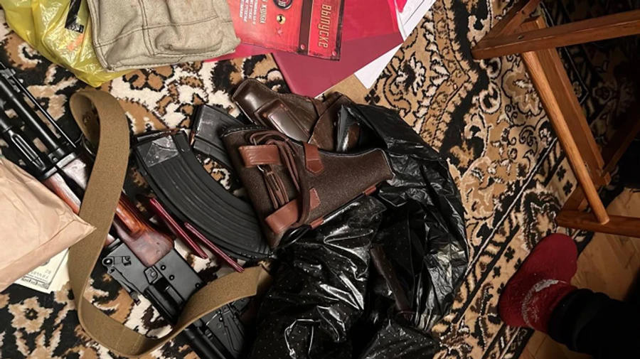 Затримали ексчиновника Фонду держмайна: передавав ворогу дані про ЗСУ