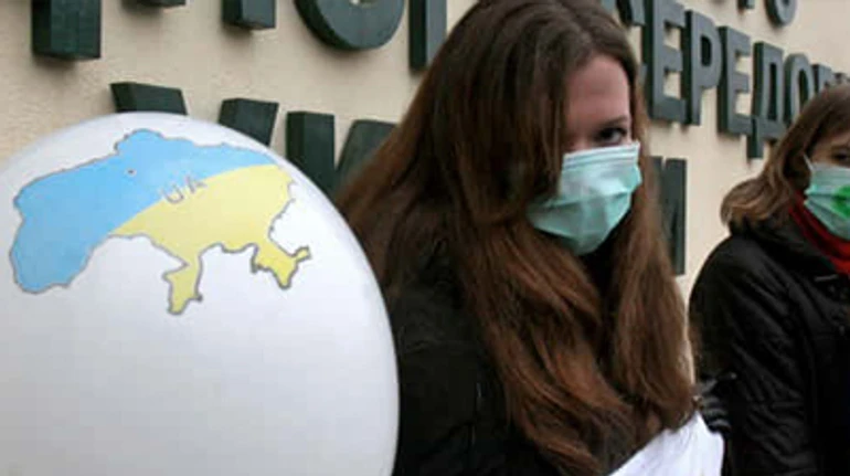 Країна Йти та інші шедеври перекладу: як дії МОЗ створюють проблеми для України у світі