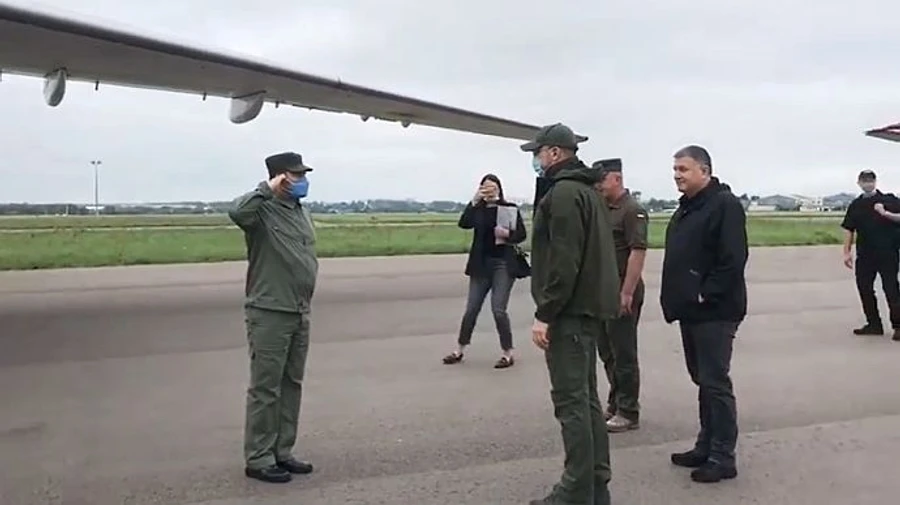 Шмыгаль летит на Прикарпатье из-за наводнений