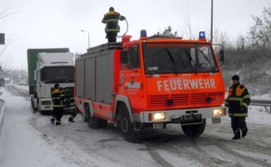 Ограниченно движение на трассах на Закарпатье и на Одещине