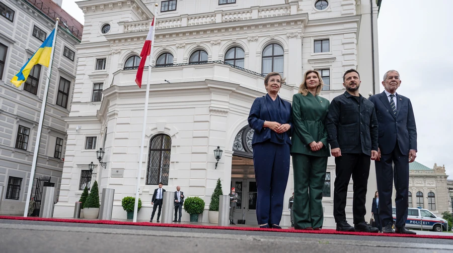 Зеленський розпочав візит до Австрії