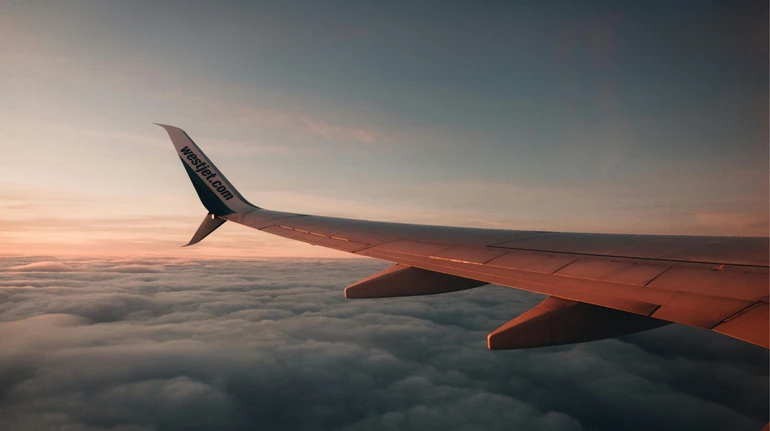 США працюють над організацією евакуаційних рейсів для американців, які залишились на Близькому Сході