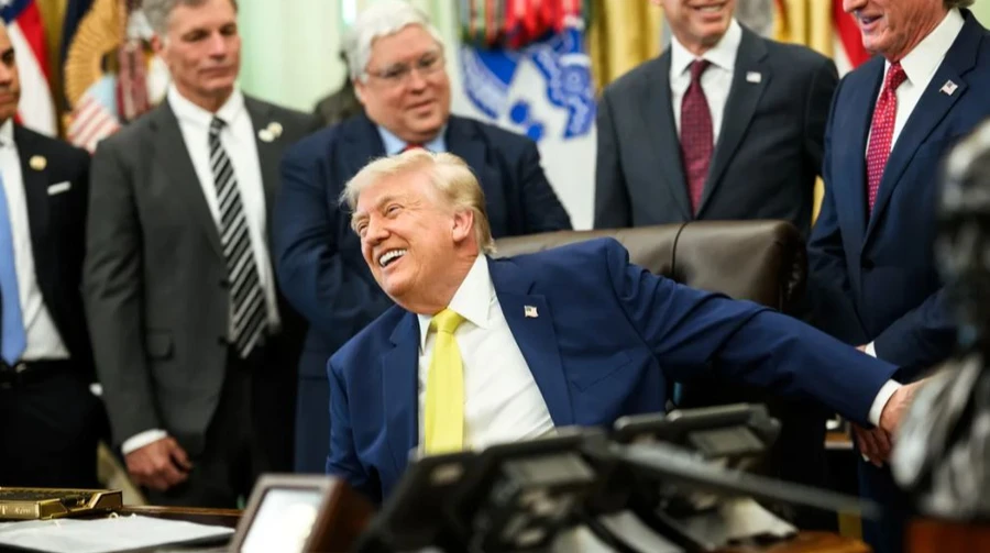 Трамп назвав Іспанію безнадійною та наказав зупинити з нею торгівлю