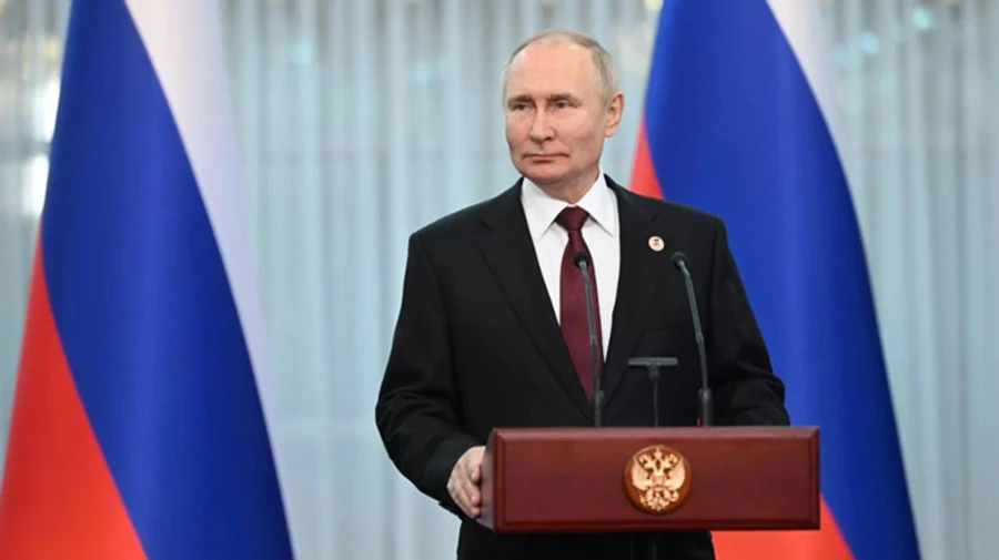 Putin calls war against Ukraine complex and brandishes nuclear weapons