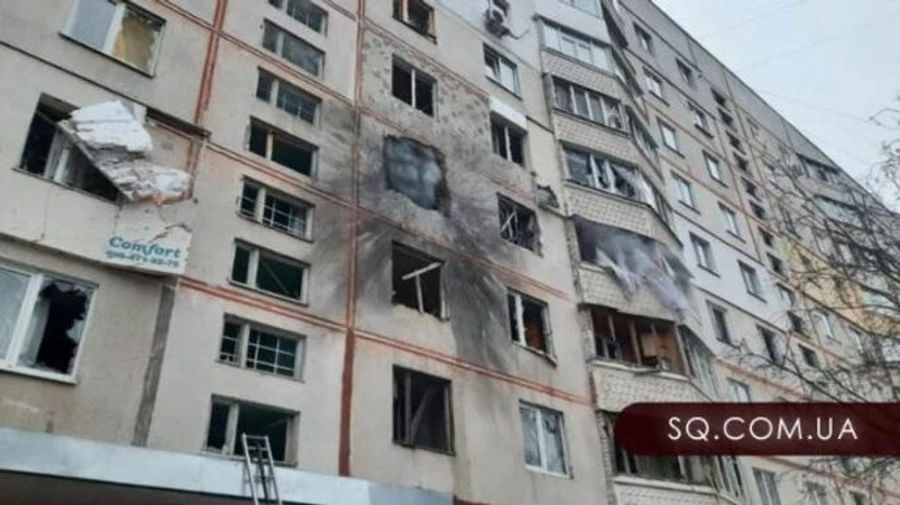 Occupiers attack Kharkiv, hit an apartment building and a public transport stop