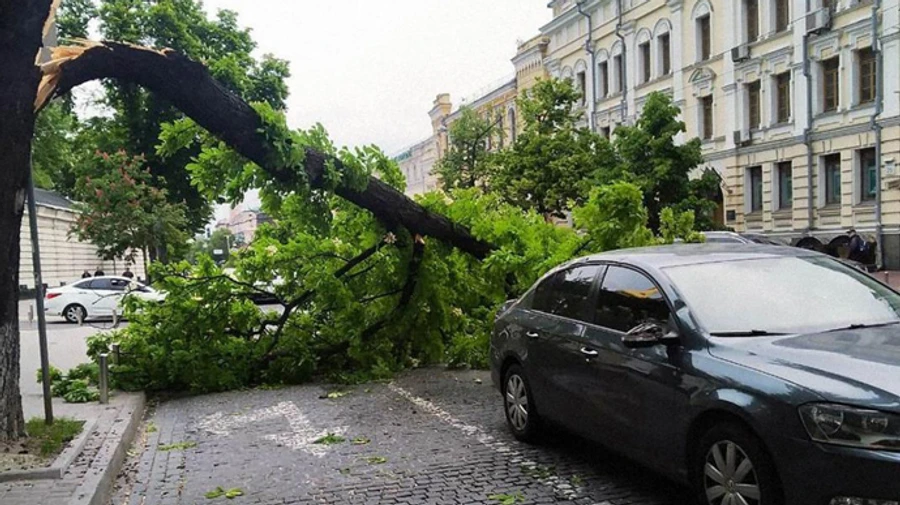 Украину накроет сильный ветер