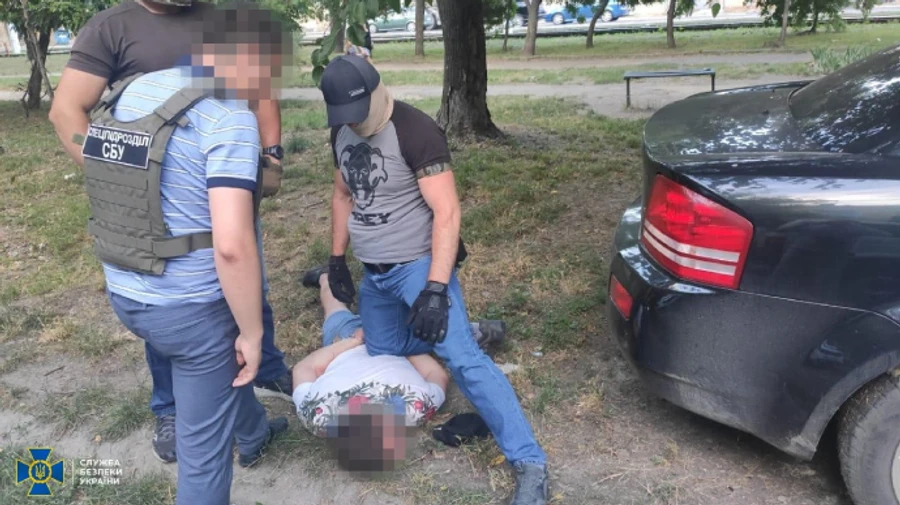 СБУшники задержали банду во время похищения человека