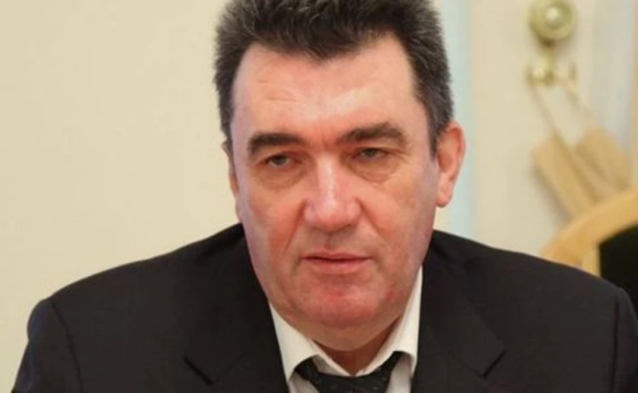 Секретар РНБО озвучив 4 версії катастрофи літака МАУ в Ірані