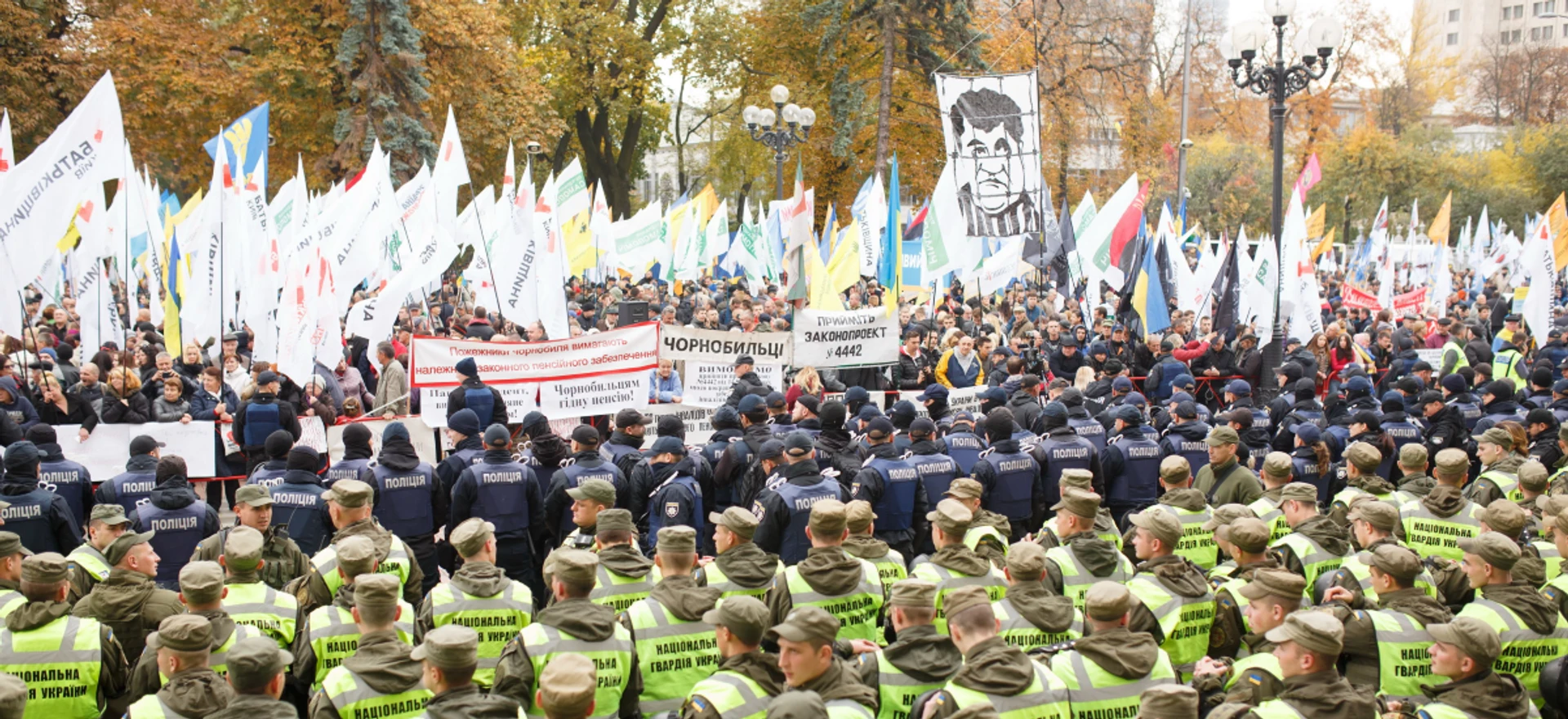 Компромисс или смерть. Может ли власть выполнить требования протестов