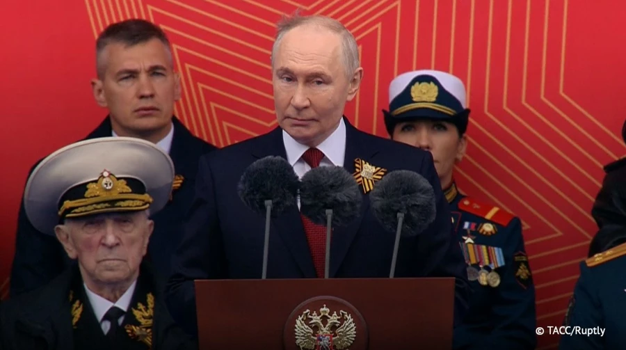 Путин на параде заявил, что оккупанты вдохновляются подвигами победителей